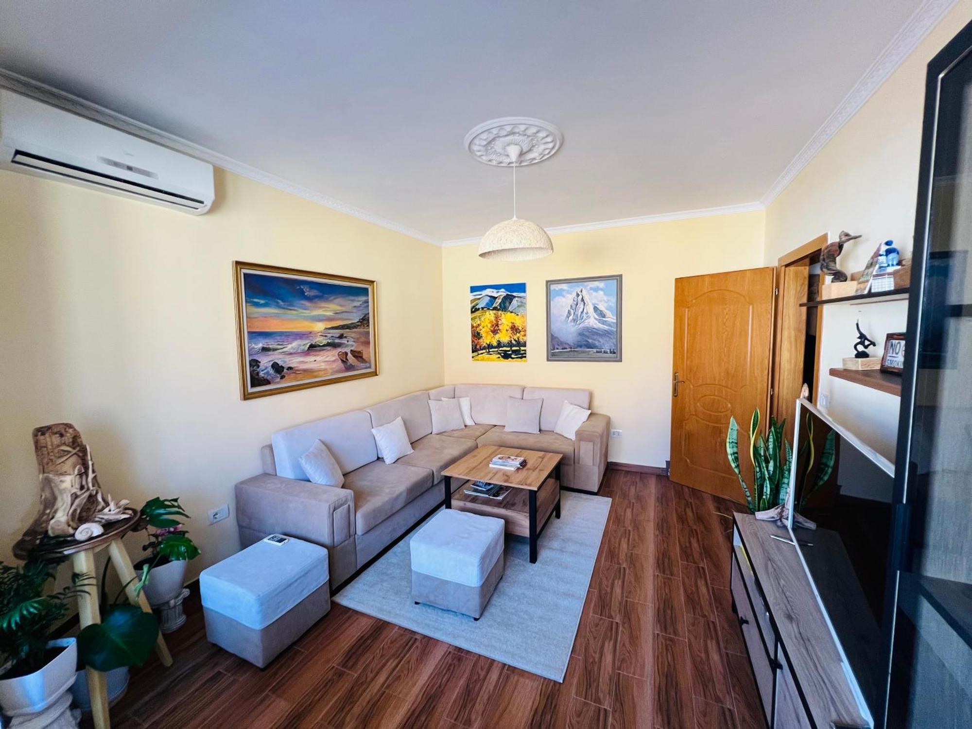Cozy Central Apartment Tirana Kültér fotó
